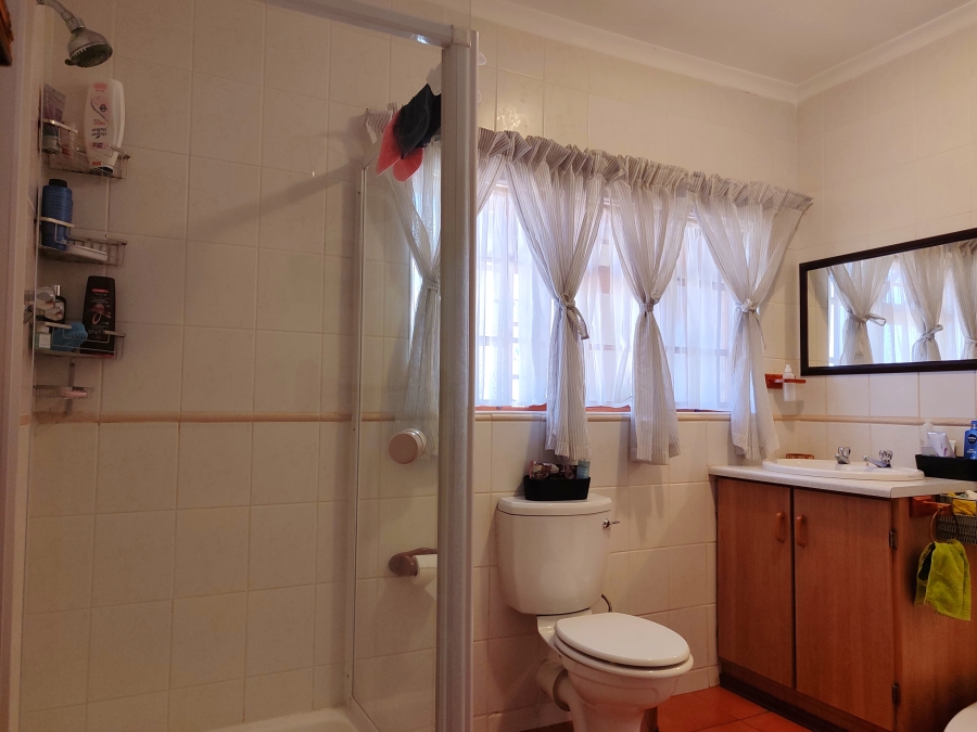 3 Bedroom Property for Sale in Wilkoppies North West